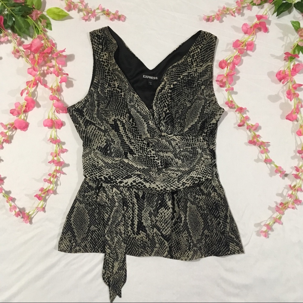 ‼️Final Price‼️Express Snake Print Top